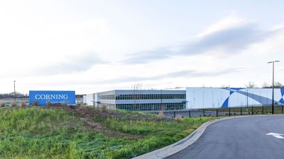 Down Nearly 30% from Its Recent All-Time High, Corning Stock Looks Like a Buy on the Dip